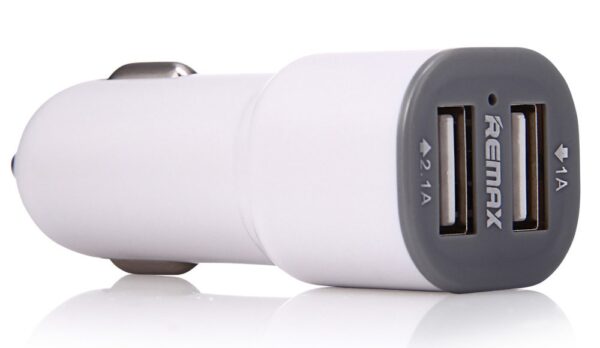 REMAX Car Charger USB Adapter 12 - 24V Input - Image 2