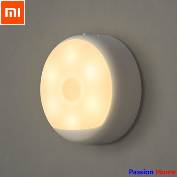 Yeelight USB Powered Small Night Light  -  WARM WHITE LIGHT - Image 4
