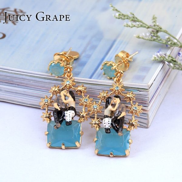 Hand Painted Romantic Paris Lovers Girl Enamel Stud Earrings For Women Star Decoration Pendant  Fashion Jewelry - Image 2