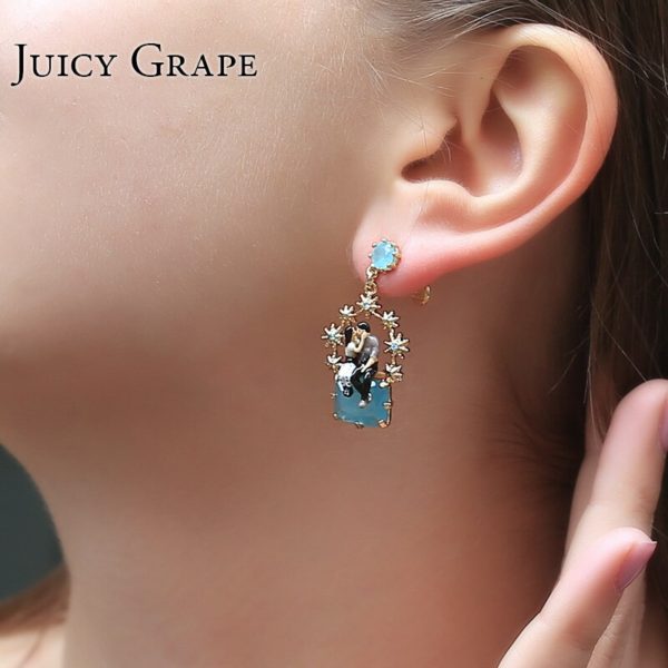 Hand Painted Romantic Paris Lovers Girl Enamel Stud Earrings For Women Star Decoration Pendant  Fashion Jewelry - Image 4